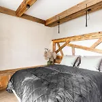 Mountain Base Milton Bachledzki Wierch 1 Zakopane