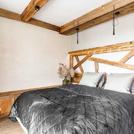 Mountain Base Milton Bachledzki Wierch 1 Zakopane