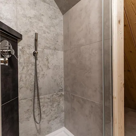 Apartment Mountain Base Milton Bachledzki Wierch 1 *