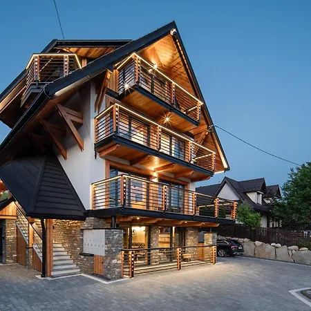 Mountain Base Milton Bachledzki Wierch 1